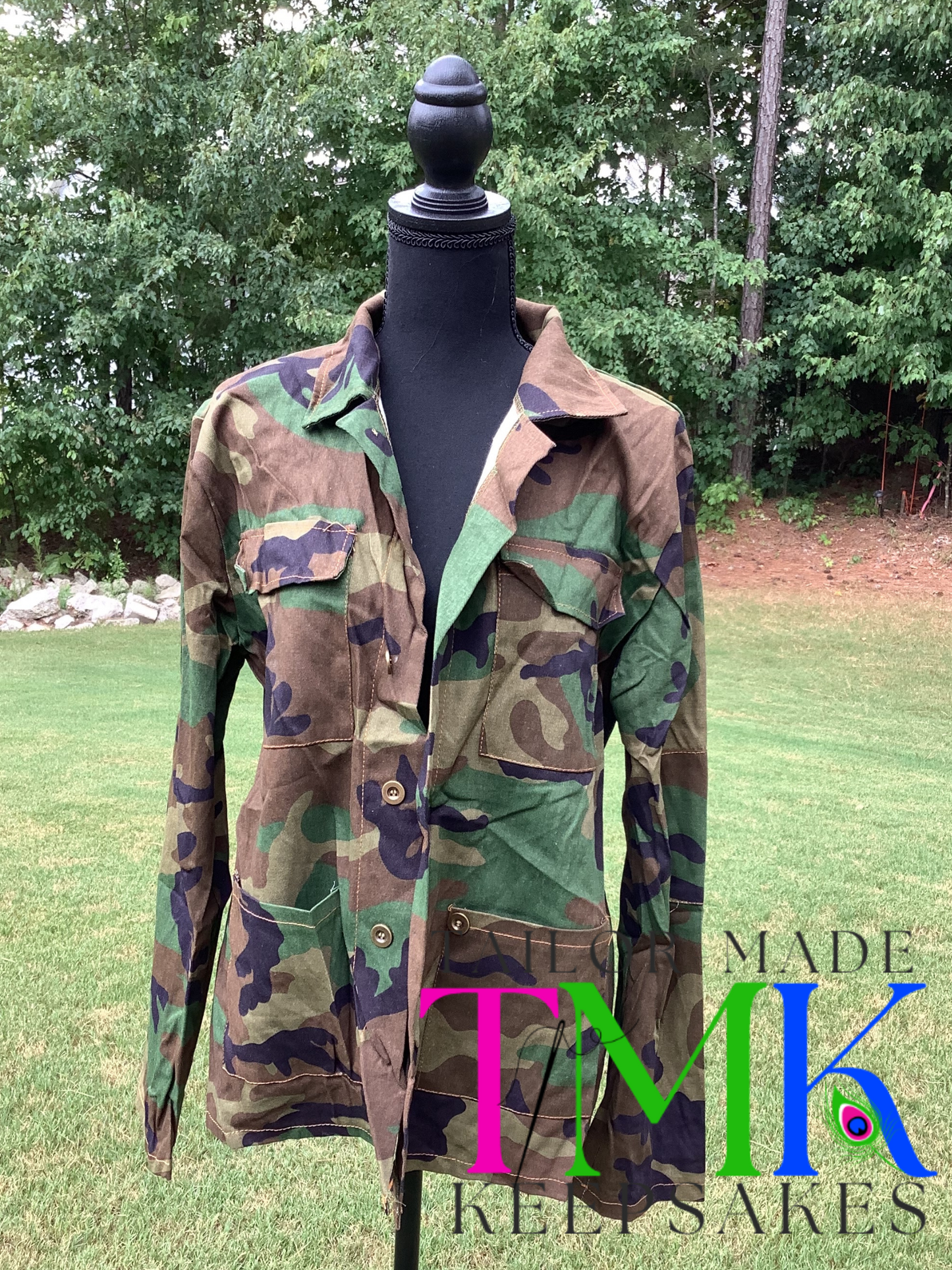 ✨ Camo Jacket with Spangle Patches – Lightweight, Stylish, and Full of Personality! ✨