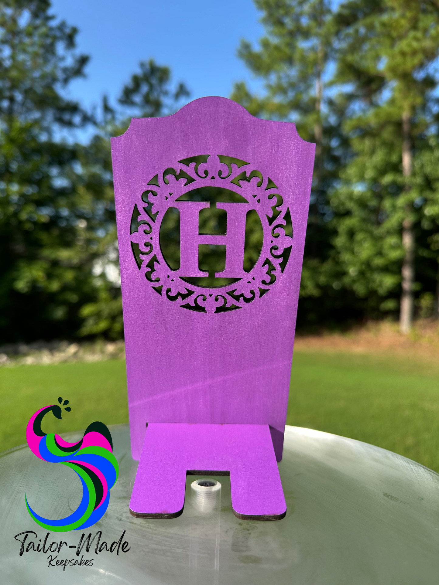 Personalized Cell Phone Stand with Decorative Initial | Tailor-Made Keepsakes