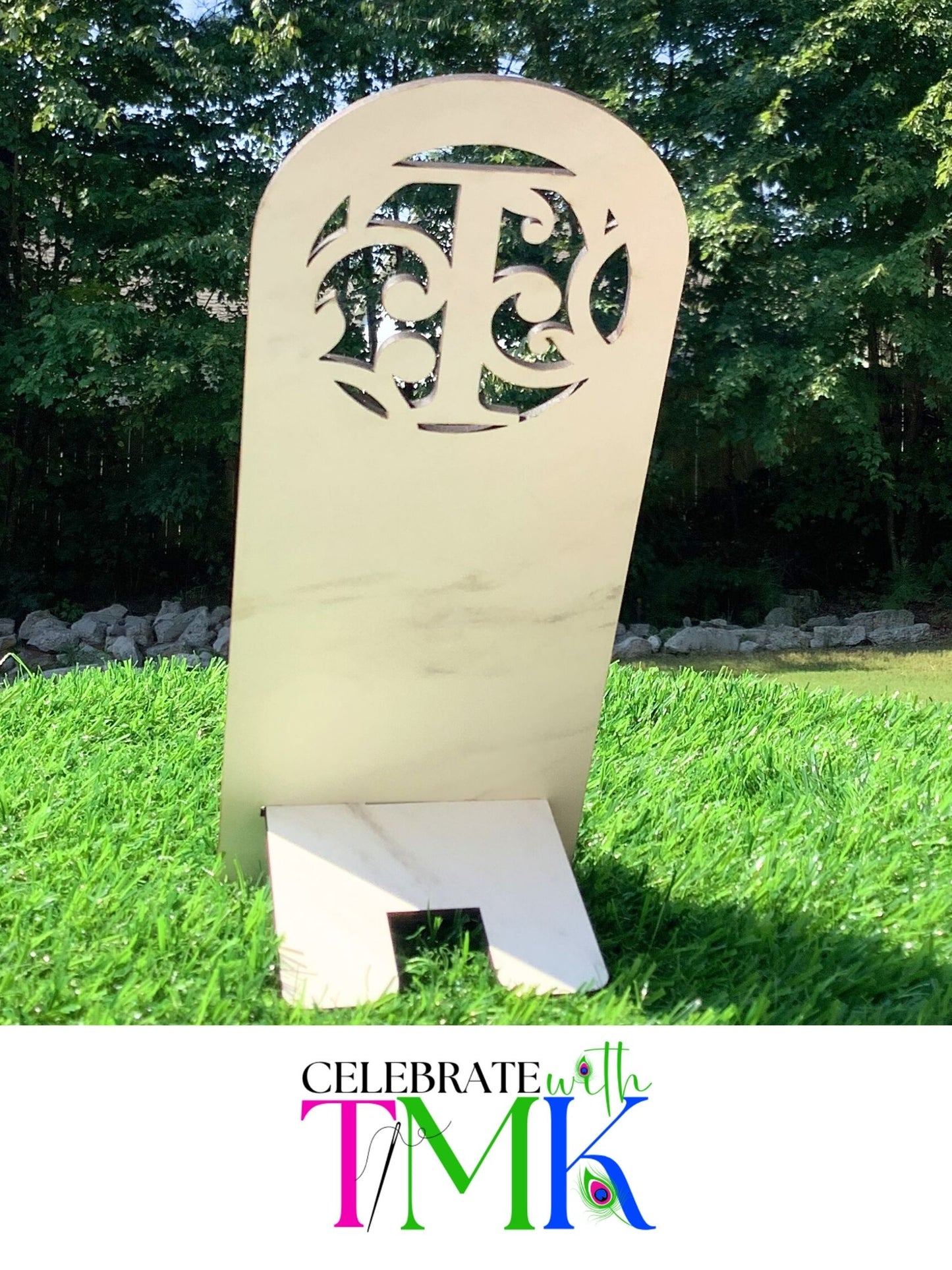 Decorative Initial Phone Stand| Tailor-Made Keepsakes