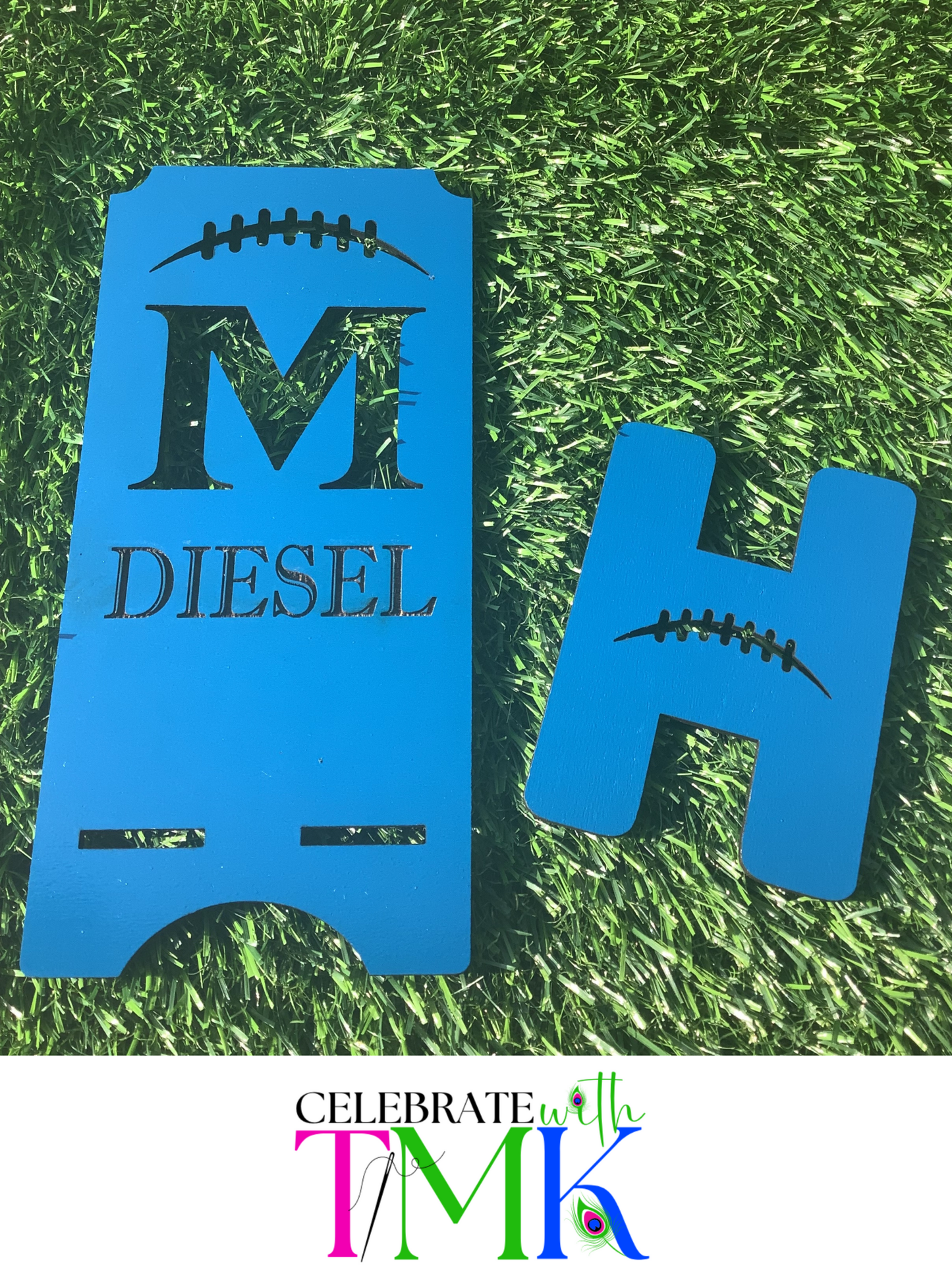 Athlete Phone Stand – Custom Name & Jersey Number Sports Holder | Tailor-Made Keepsakes