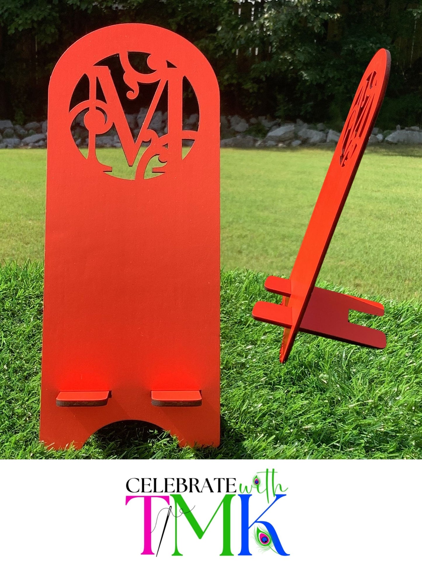 Fancy initial phone stand